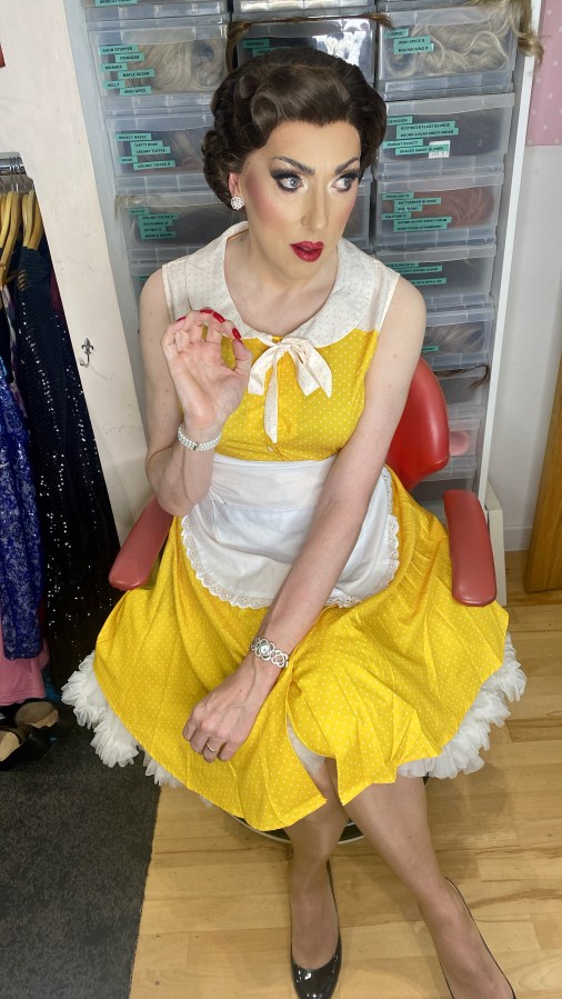 [Fashion] The HouseWives’ Tale